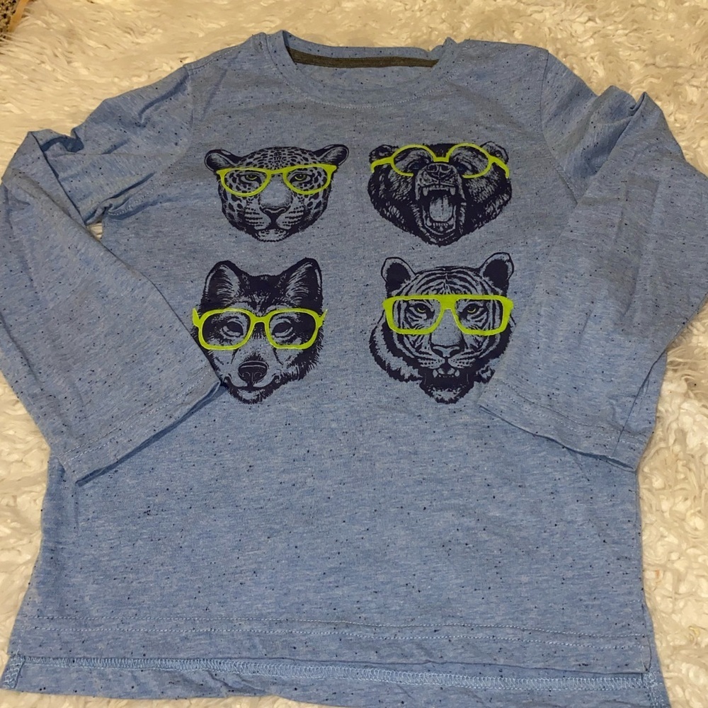 🎄Rustic Blue long sleeve tahirt animals glasses blue 6 122 🎄🤶 3 for $15 w bundle